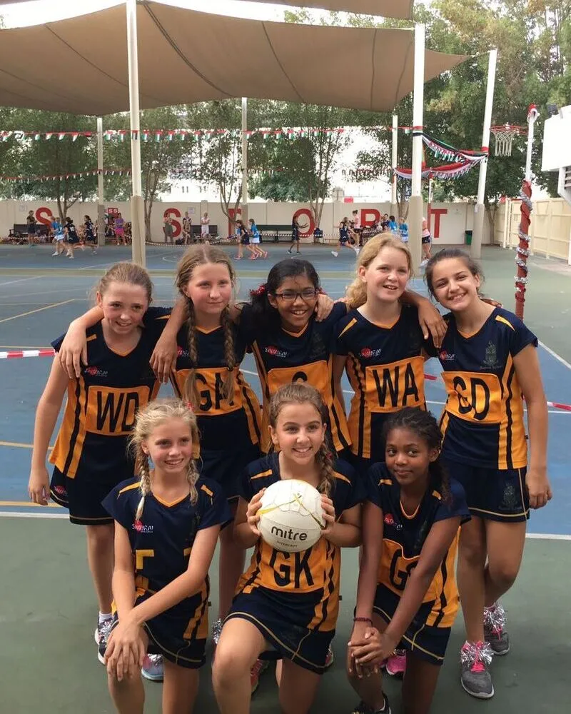 youth school team wearing custom netball uniforms